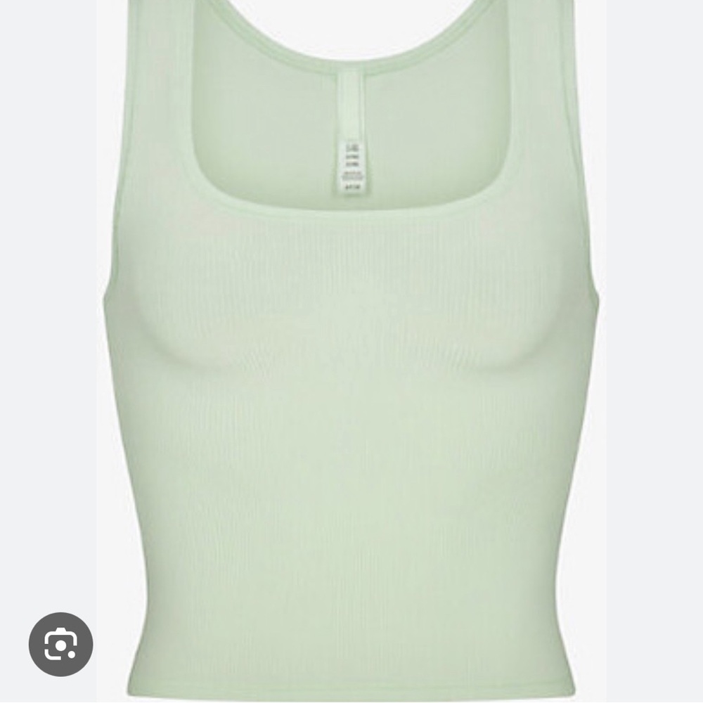 SKIMS SOFT LOUNGE TANK HONEYDEW